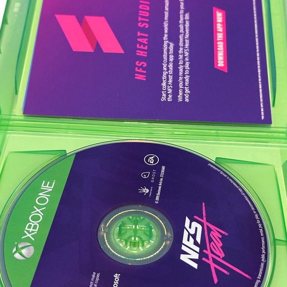 NFS Heat XBox One Complete in Box With Manuals - Picture 3 of 3